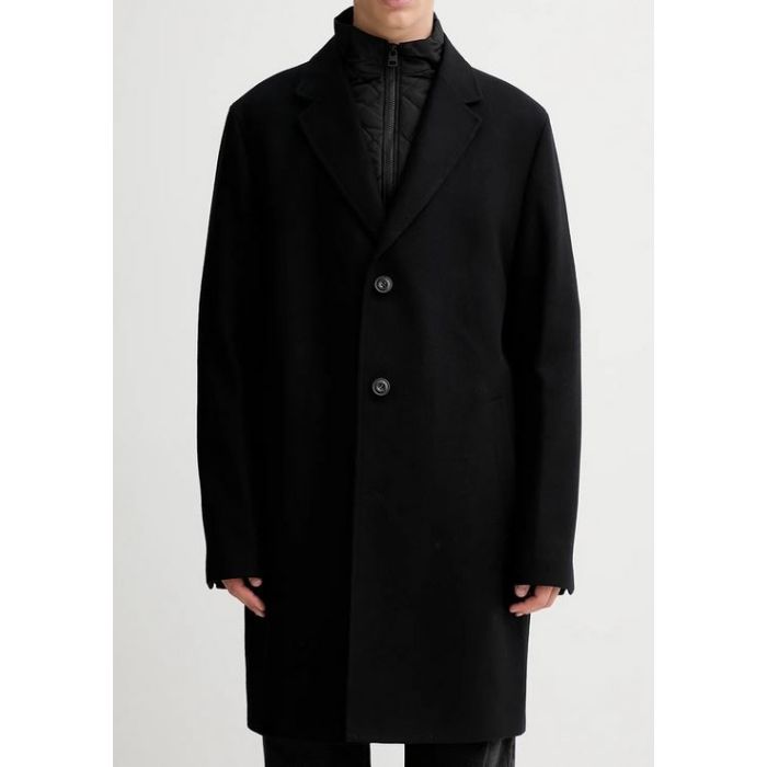 HU płaszcz 50546546 10266240 001 czarny 